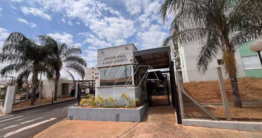 Ótimo imóvel com sala, cozinha, 2 dormitórios , 1 wc social, área de serviço, sacada 1 vaga de garagem.