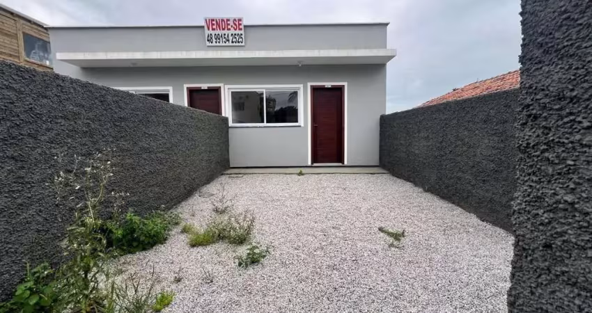 Casa com 2 quartos à venda no Mirim, Imbituba 