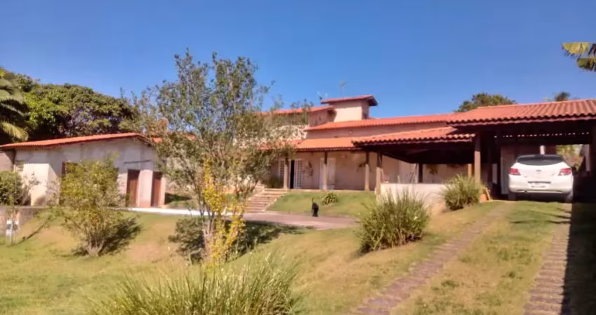 Excelente chácara com vista panorâmica para as montanhas