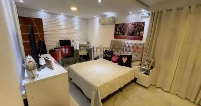 Apartamento com 2 quartos à venda na Rua Jaracatia, Irajá, Rio de Janeiro