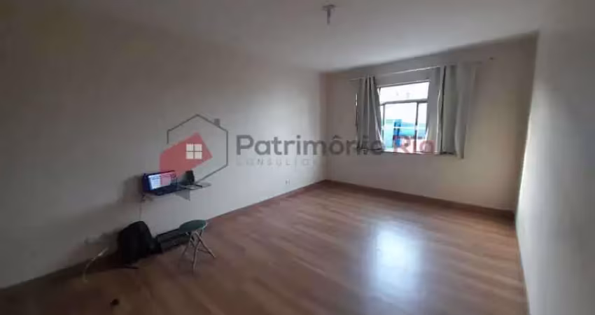 Apartamento com 3 quartos à venda na Rua Honório de Almeida, Vista Alegre, Rio de Janeiro
