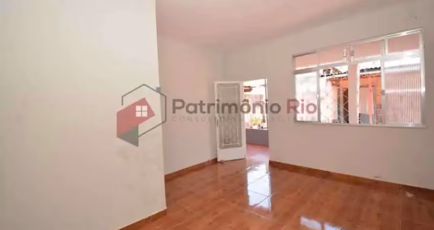 Casa com 2 quartos à venda na Rua Latife Luvizaro, Marechal Hermes, Rio de Janeiro