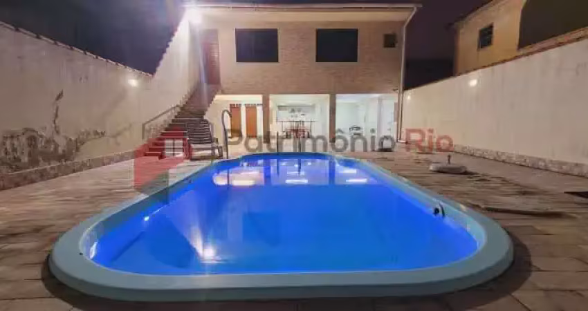 Casa com 2 quartos à venda na Rua Atílio Parim, Jardim América, Rio de Janeiro
