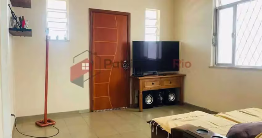 Casa com 2 quartos à venda na Rua Doutor Egídio de Almeida, Penha Circular, Rio de Janeiro