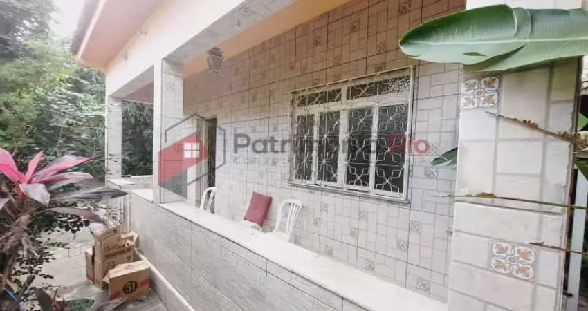 Casa com 3 quartos à venda na Rua Leri, Vaz Lobo, Rio de Janeiro