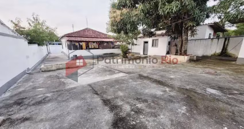Casa em condomínio fechado com 4 quartos à venda na Rua Teófilo Guimarães, Jardim Sulacap, Rio de Janeiro