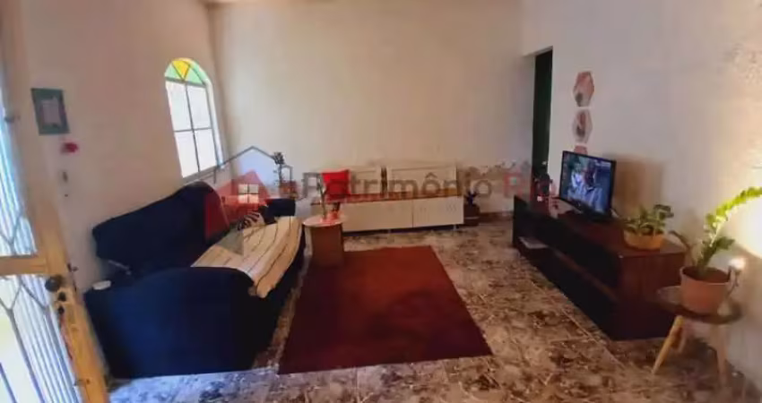 Casa em condomínio fechado à venda na Rua Aiera, Vila Kosmos, Rio de Janeiro