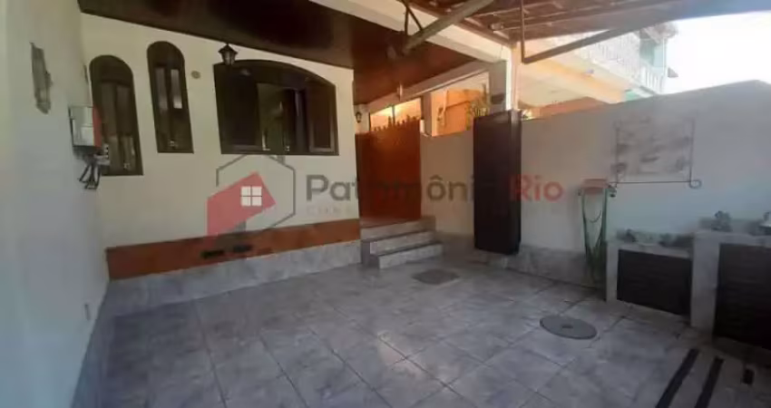 Casa em condomínio fechado com 3 quartos à venda na Rua Itapera, Vista Alegre, Rio de Janeiro