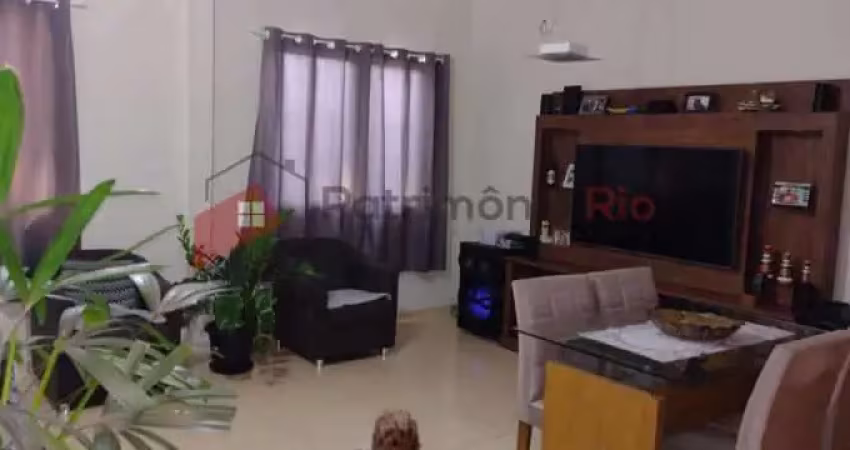 Casa com 2 quartos à venda na Rua Andaluzia, Bento Ribeiro, Rio de Janeiro