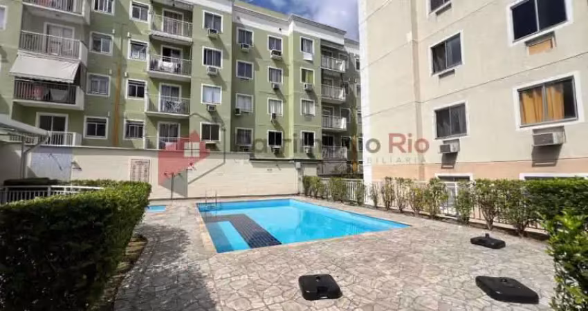 Apartamento com 2 quartos para alugar na Estrada Coronel Vieira, Irajá, Rio de Janeiro