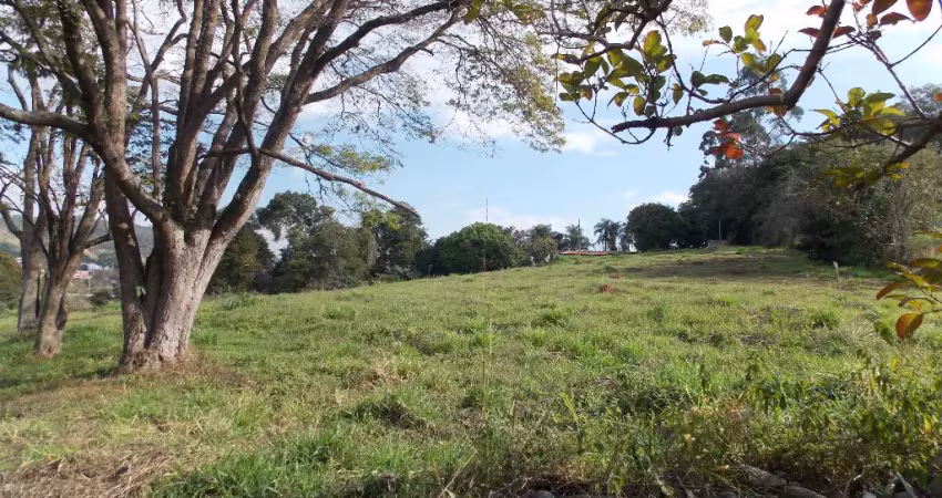Área comercial com 25000m2 para galpões, mercados, lojas de autos etc