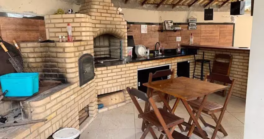 Casa com 2 quartos à venda na Rua Frei Baltazar, 187, Jardim Santo Antônio, Macaé