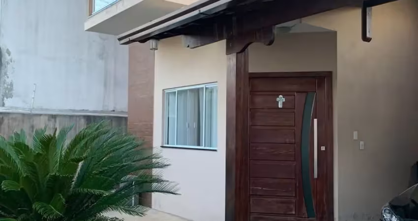 Casa com 3 quartos à venda na Rua Gavião Real, Ajuda, Macaé