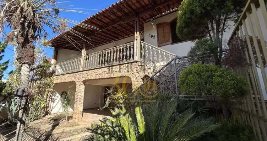 Casa com 4 quartos à venda no Barreiro, Belo Horizonte 