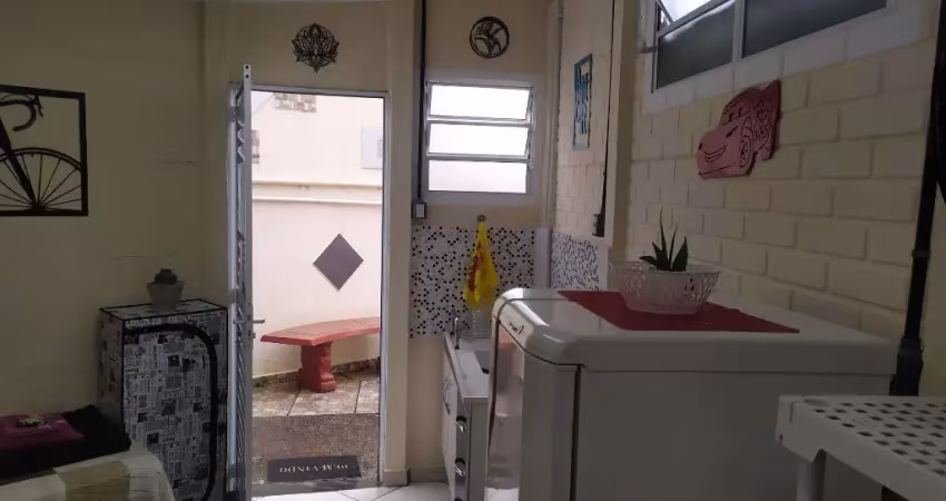 Kitnets e studios mobiliados com todas as despesas inclusas ( água, luz, internet, iptu, condomínio )
