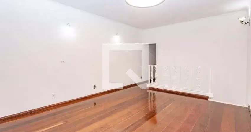 Casa com 3 quartos à venda na Rua Baturité, 278, Aclimação, São Paulo