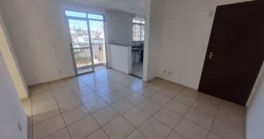 Apartamento 2 quartos (sendo 1 suíte), com vaga de garagem, no bairro estrela sul, com área de lazer no condomínio.