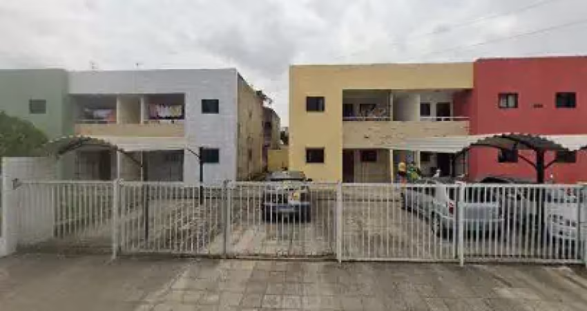 Apartamento térreo com 2 quartos, sendo 1 suíte em gramame.