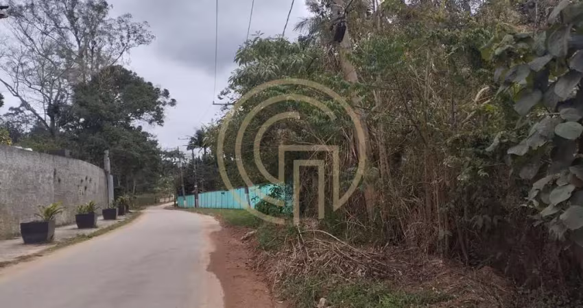 Terreno à venda no Centro, Embu-Guaçu 