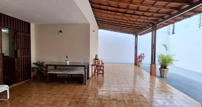 Casa  no jardim  eldorado próximo ao colégio literato
