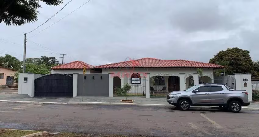 Casa com 3 quartos à venda na Avenida Laércio A. Ribeiro, 393, Centro, Santa Cruz de Monte Castelo