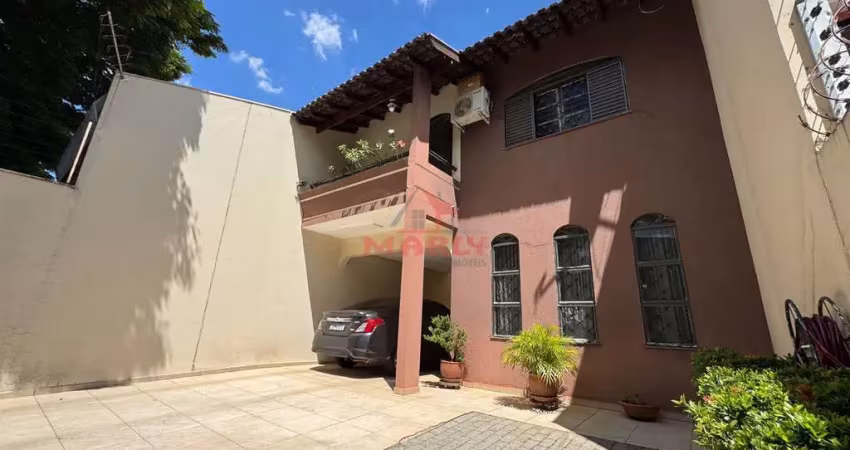 Casa com 4 quartos à venda na Rua dos Pinheiros, 181, Zona 05, Maringá