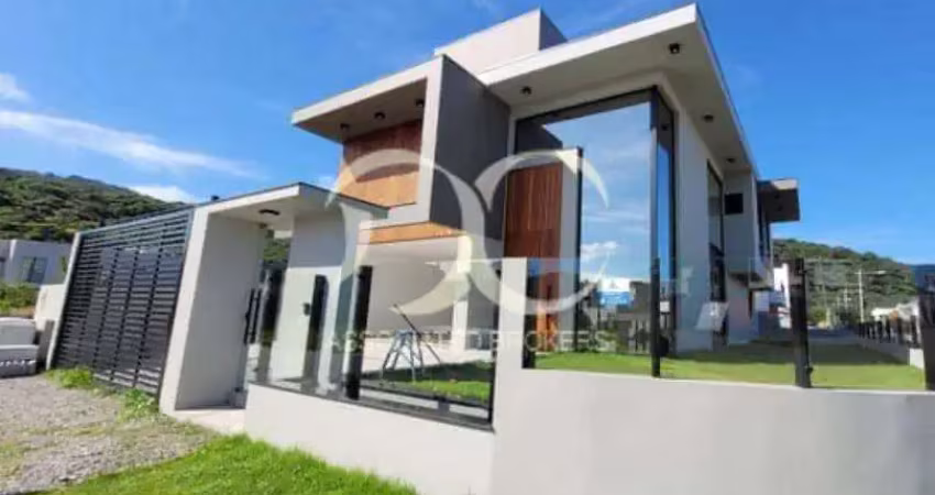 Linda casa, estilo e conforto.alto padrão, excelente localização villa pamplona. com 3 suítes, 2 va