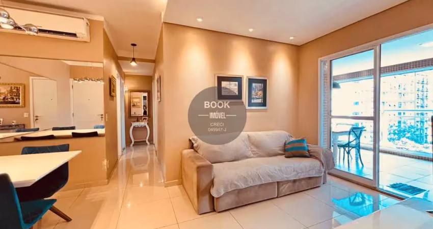 Apartamento completo com varanda gourmet a duas quadras da praia