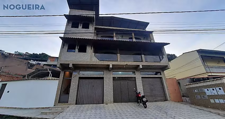 Casa ampla com suíte, varanda e área externa — pronta para receber você!