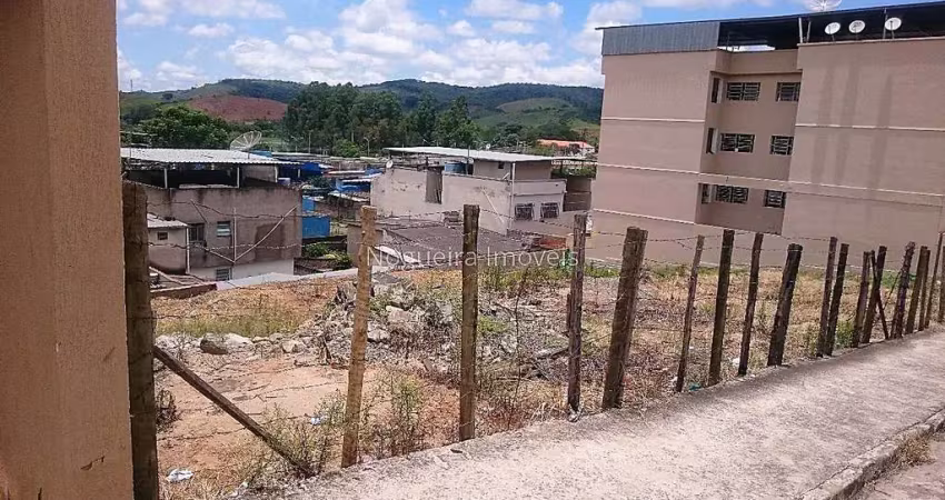 Terreno à venda na Rua Doutor Dias da Cruz, Nova Era, Juiz de Fora