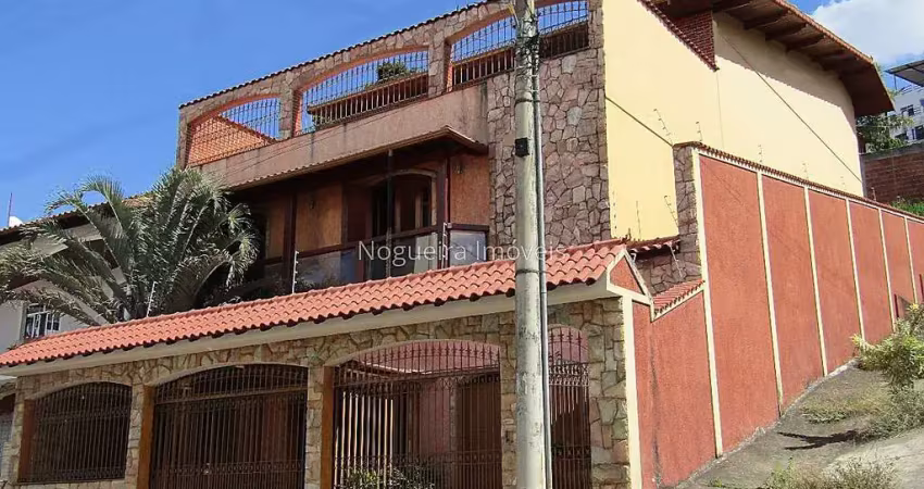 Casa com 4 quartos à venda na Rua Wilson Mostaro Júnior, Nova Era, Juiz de Fora