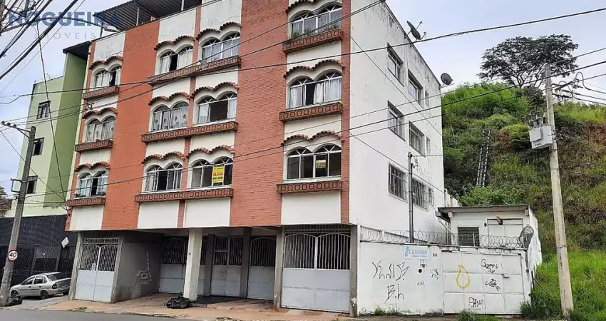 Oportunidade única: apartamento espaçoso com 3 quartos e área externa em bairro tradicional!