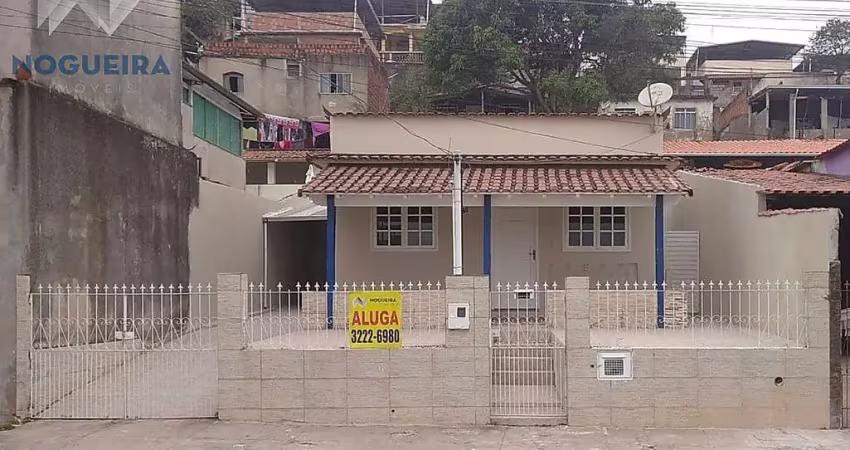 Casa com 2 quartos para alugar na Rua José Ribeiro de Mattos, Nova Benfica, Juiz de Fora