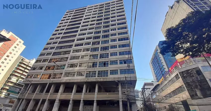 Excelente apartamento na principal avenida da cidade!