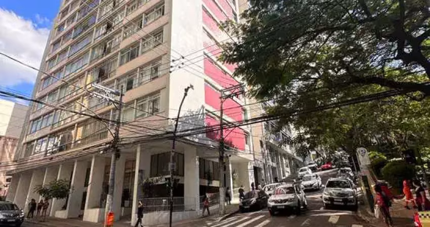 Apartamento com 3 quartos à venda na Rua Santo Antônio, Centro, Juiz de Fora