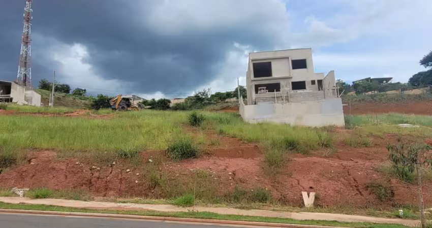 Terreno à venda na Avenida Deusdedith Salgado, Terras Altas, Juiz de Fora