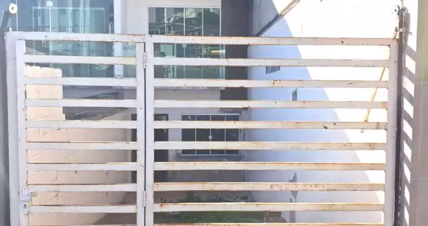 Casa com 2 quartos à venda na Rua Ângela Barbosa Miranda, Santa Isabel, Juiz de Fora