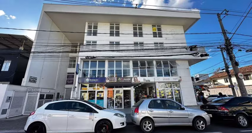Ponto comercial à venda na Rua Henrique Dias, Benfica, Juiz de Fora