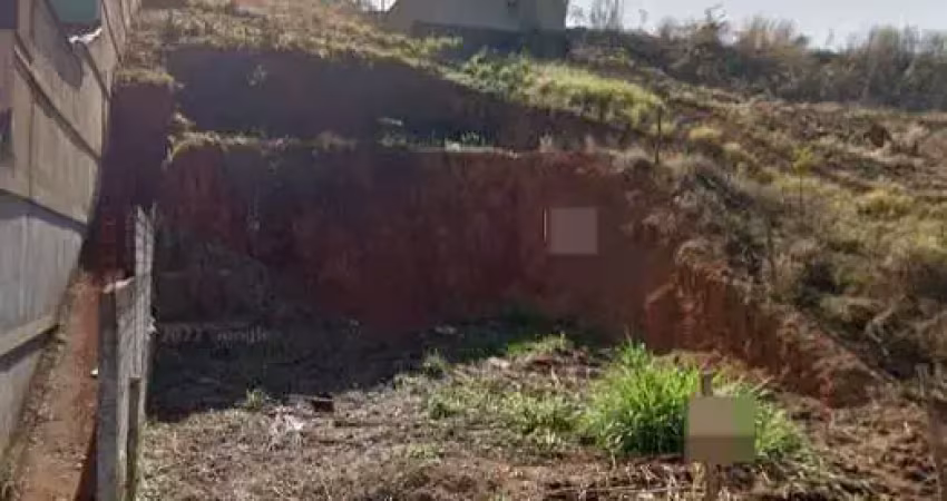 Terreno à venda na Rua Valeria Bastos Muniz Rosa, Jardim dos Alfineiros, Juiz de Fora