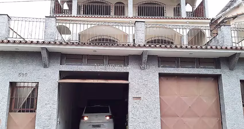 Casa com 3 quartos à venda na Rua Belizário de Castro, Grajaú, Juiz de Fora