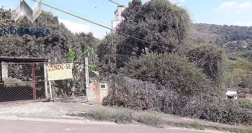 Terreno à venda na Rua Fidelcino Esteves dos Reis, Teixeiras, Juiz de Fora