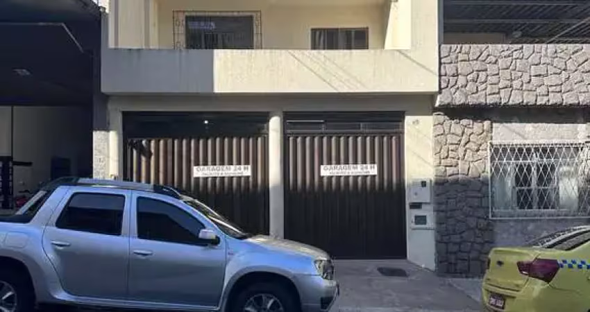 Casa com 4 quartos à venda na Rua dos Inconfidentes, Manoel Honório, Juiz de Fora