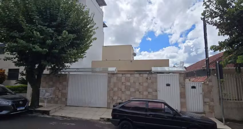 Casa completa no são pedro: 4 quartos + 6 quartos alugados para estudantes, piscina, gourmet e renda garantida!
