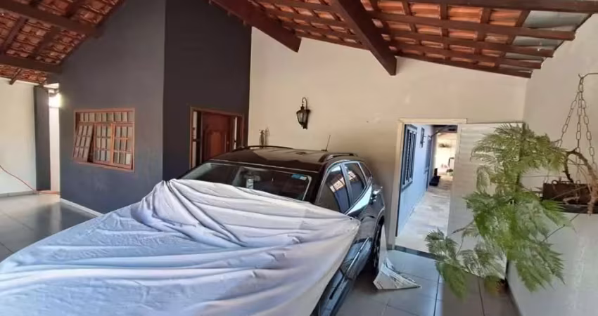 Casa com 3 quartos à venda na Vila Santa Terezinha, Bauru 