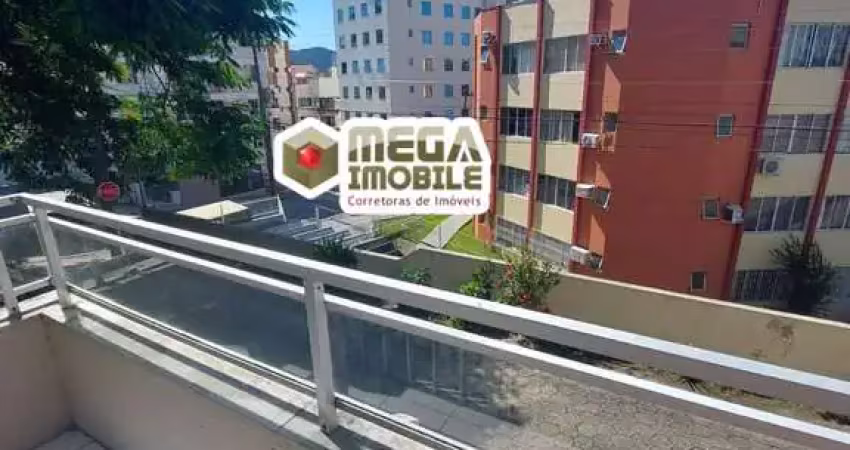 Apto ufsc  3 dormitorios, sacada, 1 quadra da ufsc, praticidade!