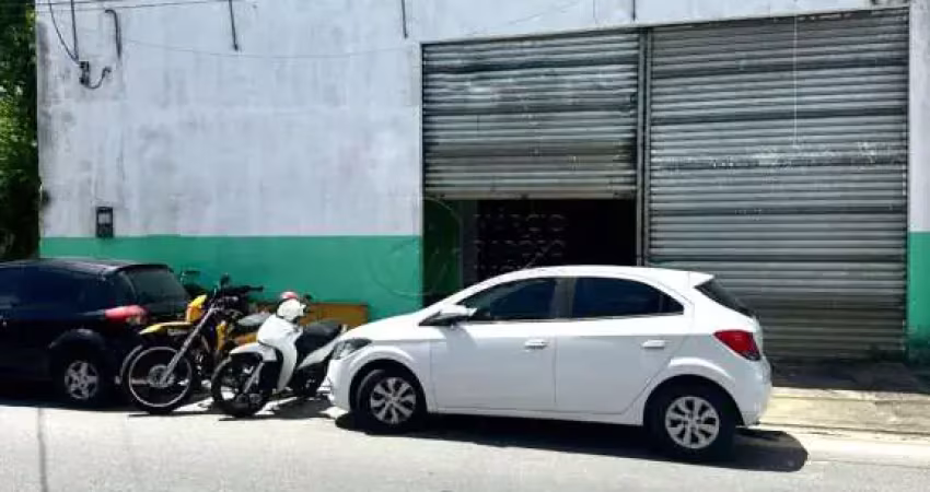 Barracão / Galpão / Depósito à venda na R. Gen. Hermes, 188, Centro, Maceió