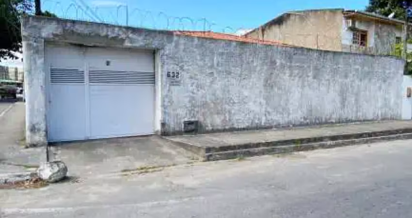 Casa com 3 quartos à venda na Rua Padre Luiz Américo Galvão, 632, 632, Cruz das Almas, Maceió