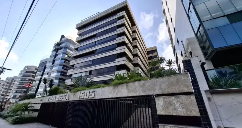 Apartamento beira-mar com 200m² com 3 suítes e varanda no edifício thalassa