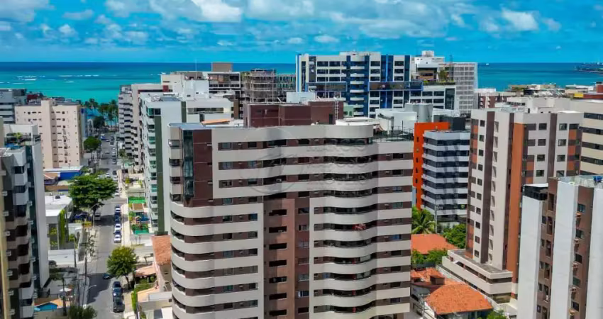 Cobertura mobiliada com 4 suítes com piscina privativa no edifício piazza cortona na ponta verde