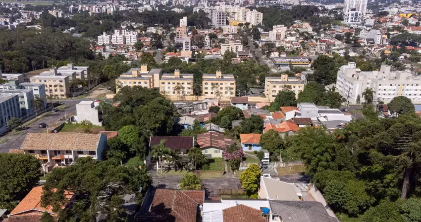 Terreno à venda na Rua Doutor Marins Alves de Camargo, 65, Tingui, Curitiba